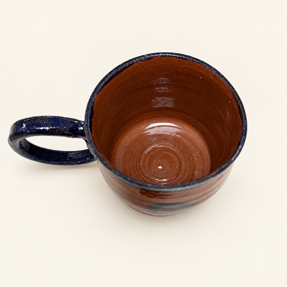 Ein echtes Unikat 🤎 Handgemachte Keramiktasse mit schützendem Nazar-Auge 🧿