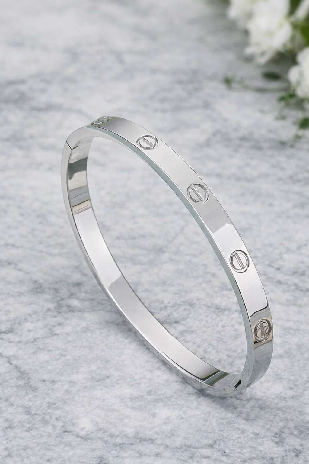 Eleganter Silberarmreif