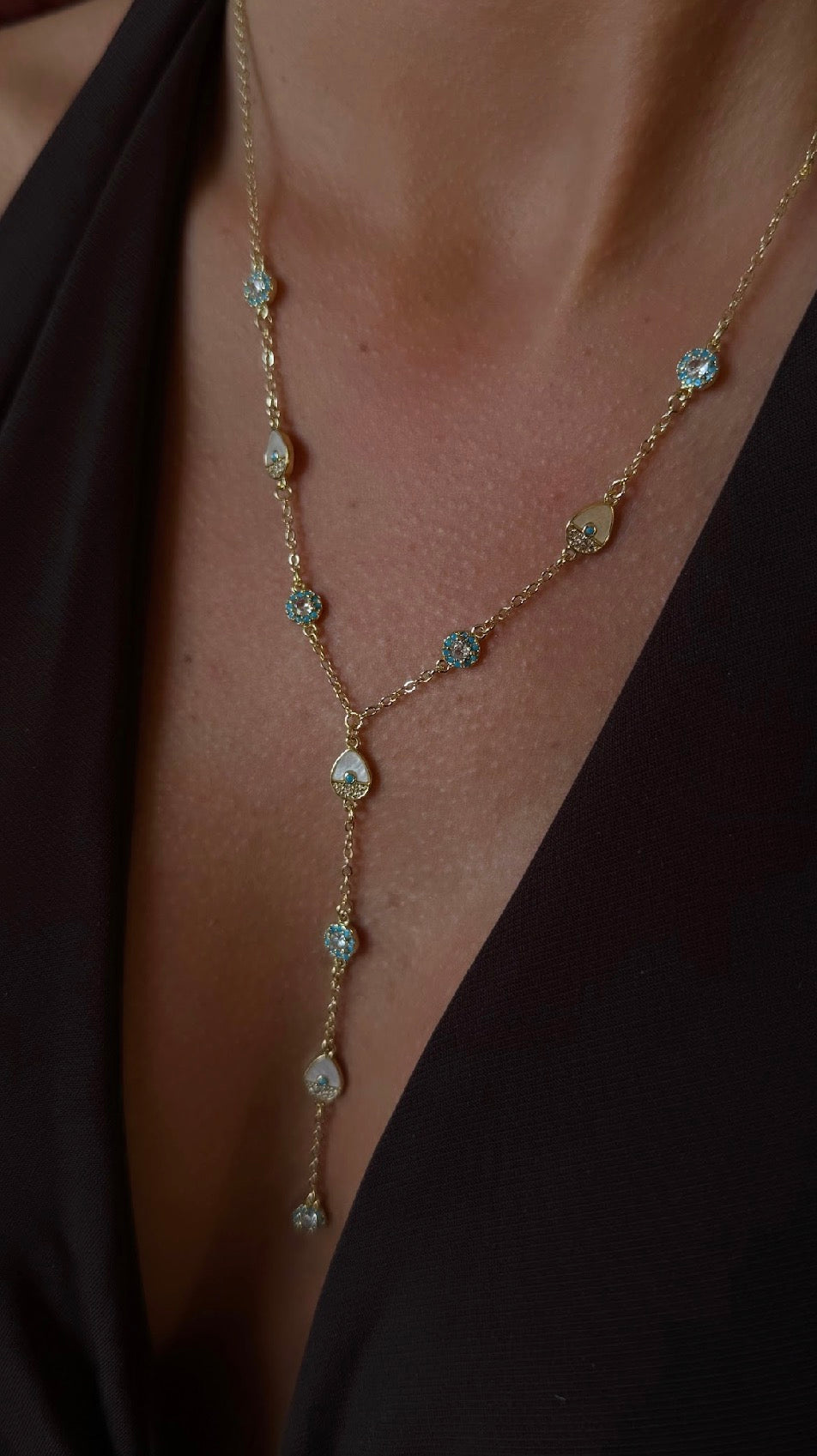 Y Kette mit türkis Details